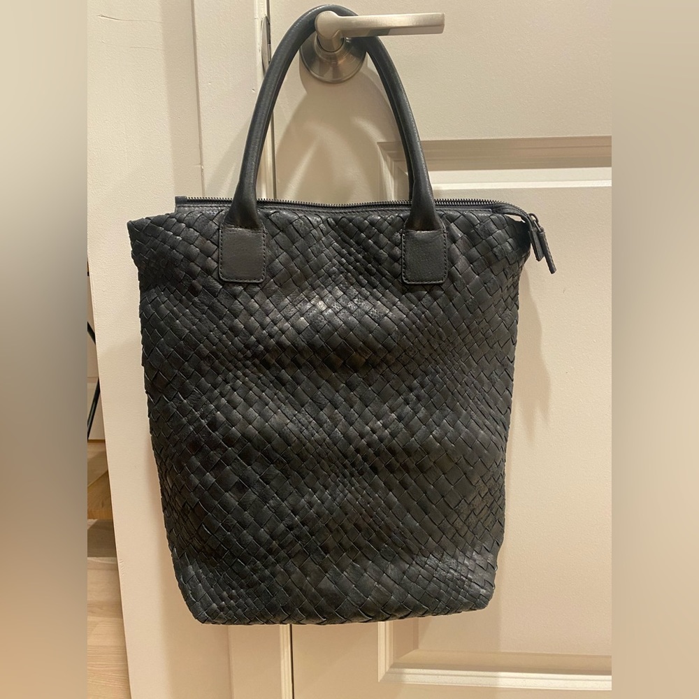 FALOR Italia Black Woven Leather Handbag/Tote